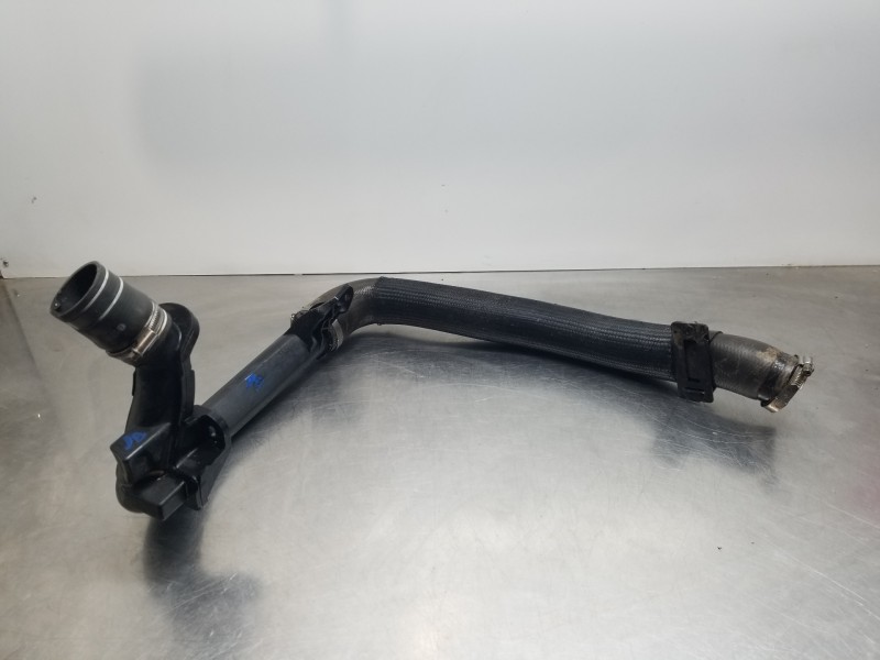 Recambio de tubo presion turbocompresor para citroen spacetourer autobus referencia OEM IAM 9675758280  