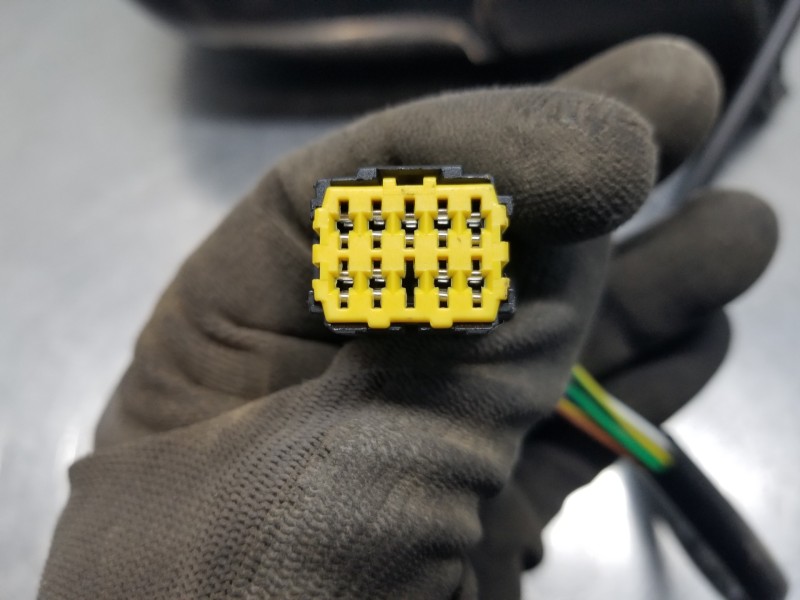 Recambio de retrovisor izquierdo para citroen spacetourer autobus referencia OEM IAM 98087022XT  