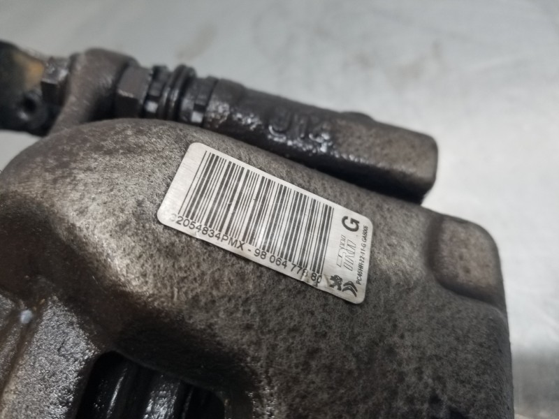 Recambio de pinza freno trasera izquierda para citroen spacetourer autobus referencia OEM IAM 9806477880  