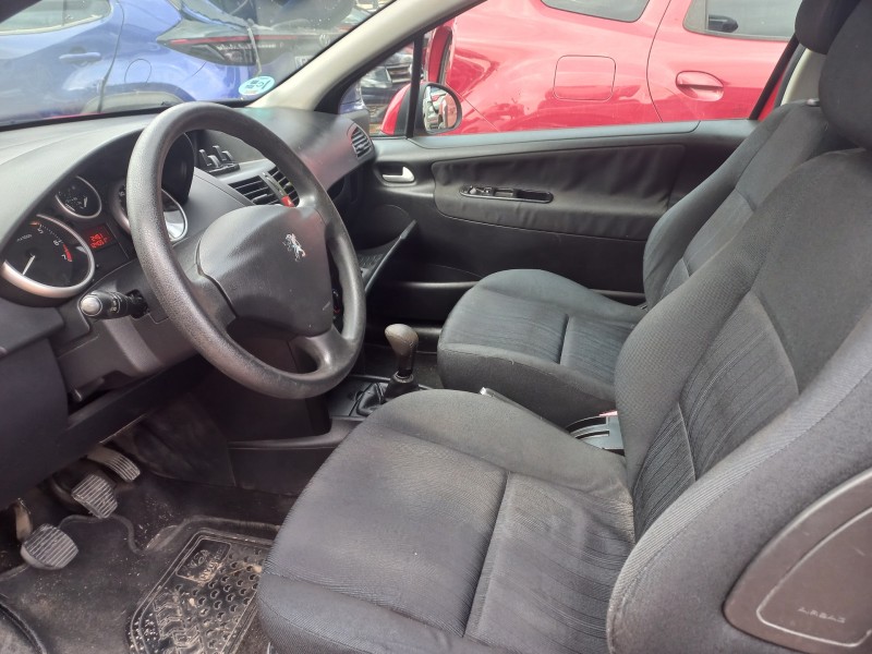 peugeot 207 del año 2007
