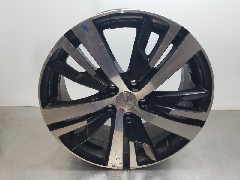 Recambio de llanta para peugeot 3008 allure referencia OEM IAM 9809687377  