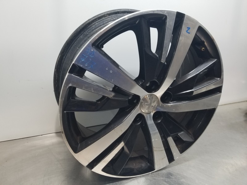 Recambio de llanta para peugeot 3008 allure referencia OEM IAM 9809687377  