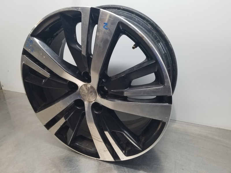Recambio de llanta para peugeot 3008 allure referencia OEM IAM 9809687377  