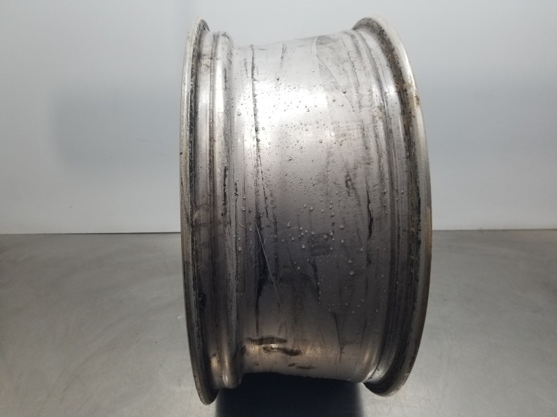 Recambio de llanta para mercedes clase m (w166) bluetec referencia OEM IAM A1664010702  