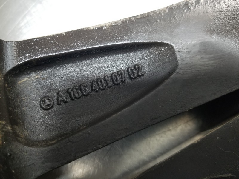 Recambio de llanta para mercedes clase m (w166) bluetec referencia OEM IAM A1664010702  