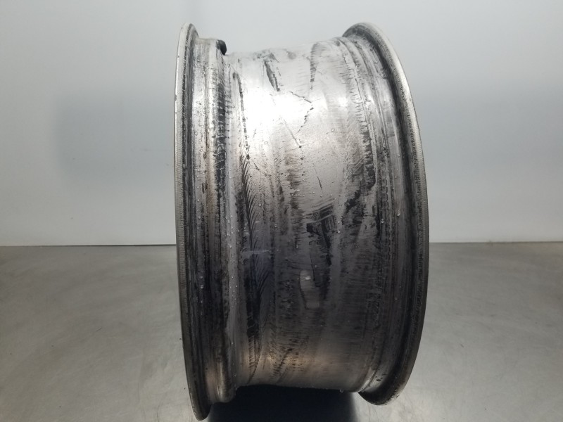 Recambio de llanta para mercedes clase m (w166) bluetec referencia OEM IAM A1664010702  