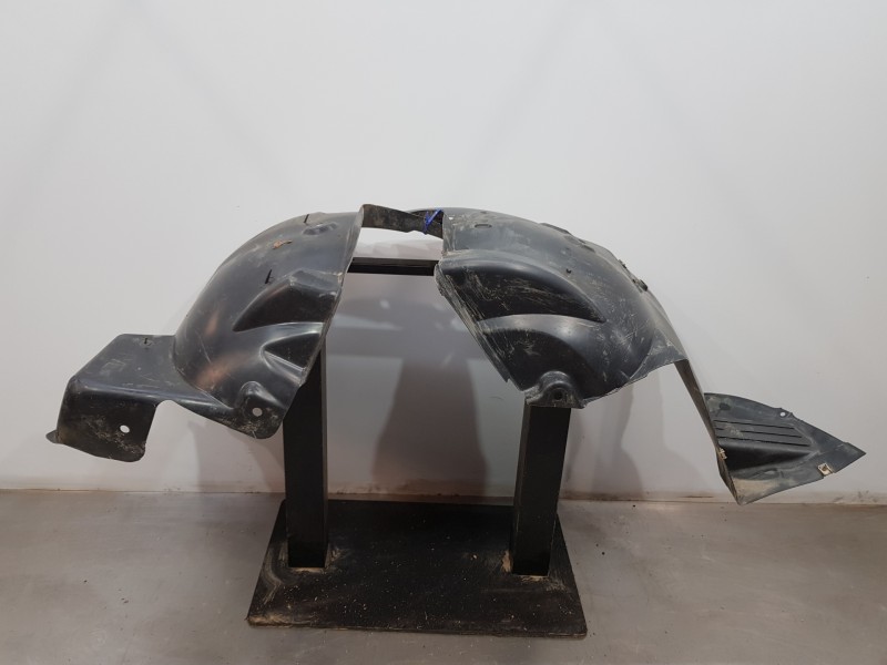 Recambio de paso rueda para renault master iii furgón referencia OEM IAM 638411709R  