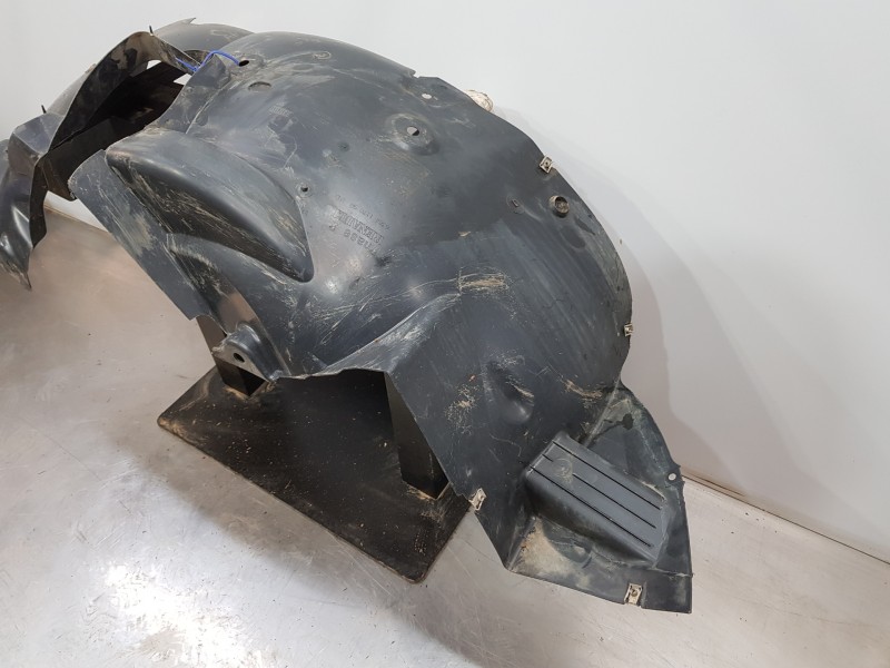 Recambio de paso rueda para renault master iii furgón referencia OEM IAM 638411709R  