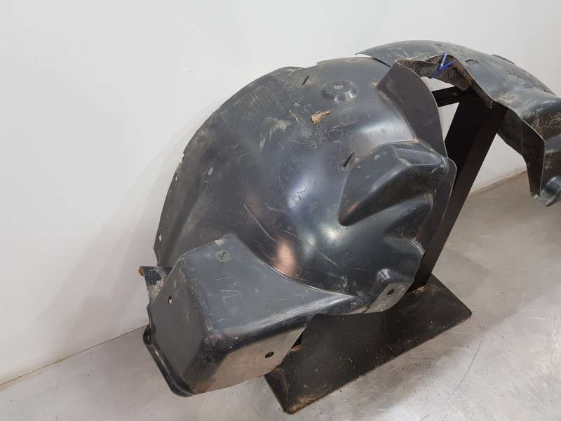 Recambio de paso rueda para renault master iii furgón referencia OEM IAM 638411709R  