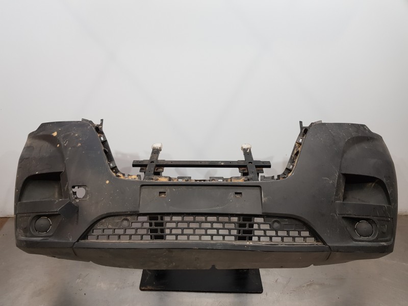 Recambio de paragolpes delantero para renault master iii furgón referencia OEM IAM 620104124X  