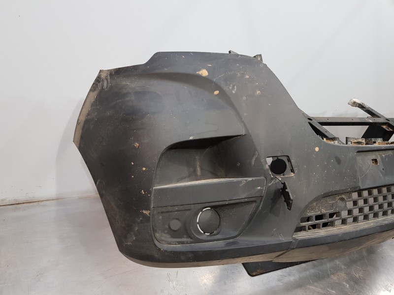 Recambio de paragolpes delantero para renault master iii furgón referencia OEM IAM 620104124X  