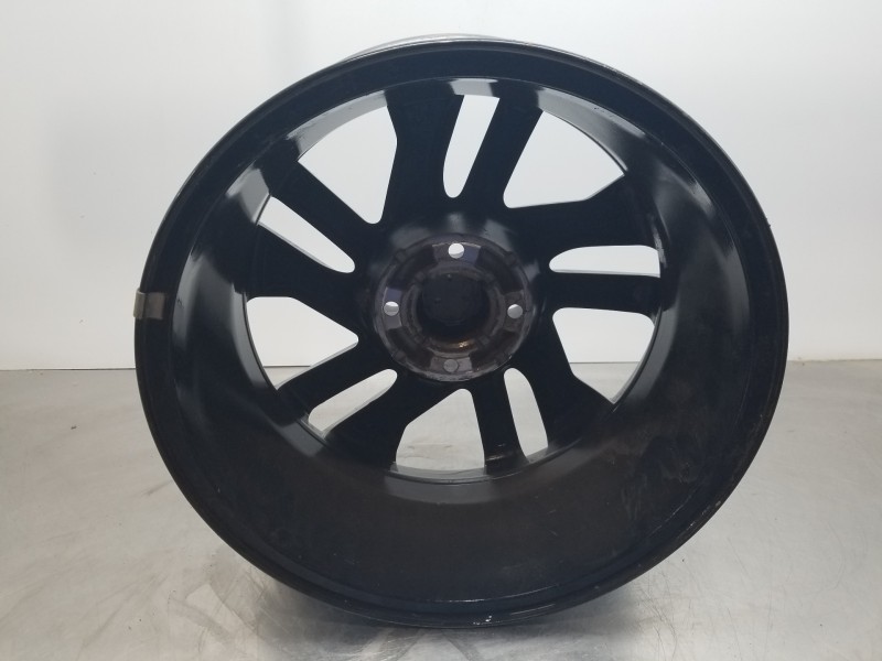 Recambio de llanta para peugeot 208 (p2) puretech referencia OEM IAM 9829566277  