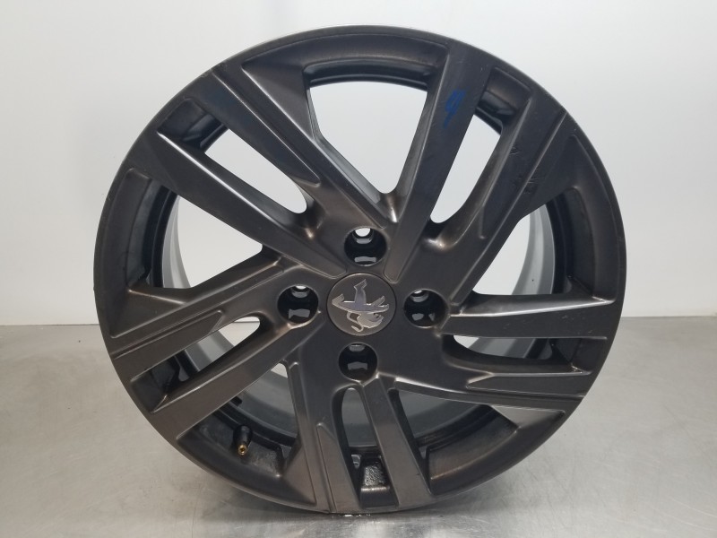 Recambio de llanta para peugeot 208 (p2) puretech referencia OEM IAM 9829566277  