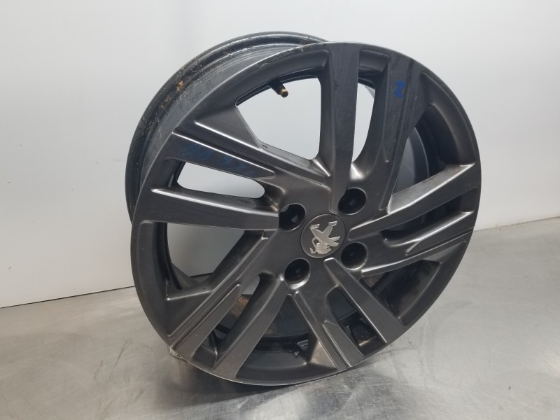 Recambio de llanta para peugeot 208 (p2) puretech referencia OEM IAM 9829566277  