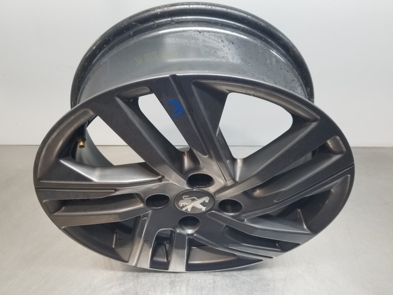 Recambio de llanta para peugeot 208 (p2) puretech referencia OEM IAM 9829566277  