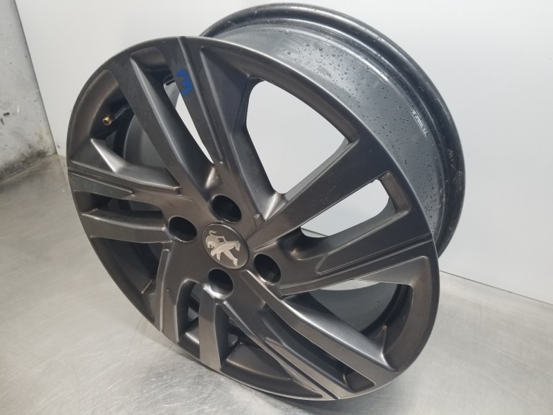 Recambio de llanta para peugeot 208 (p2) puretech referencia OEM IAM 9829566277  