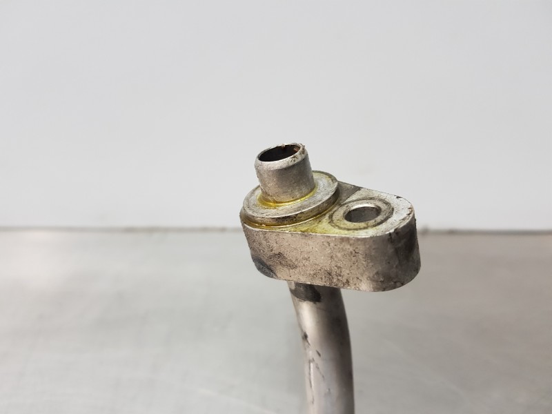 Recambio de tubos aire acondicionado para mercedes clase c (w205) lim. bluetec referencia OEM IAM A2058302900  