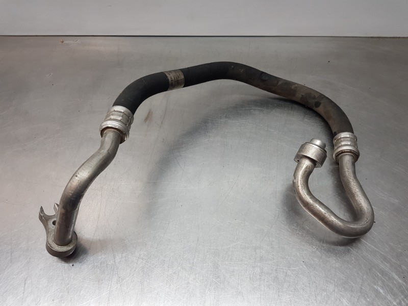 Recambio de tubos aire acondicionado para mercedes clase c (w205) lim. bluetec referencia OEM IAM A2058306501  