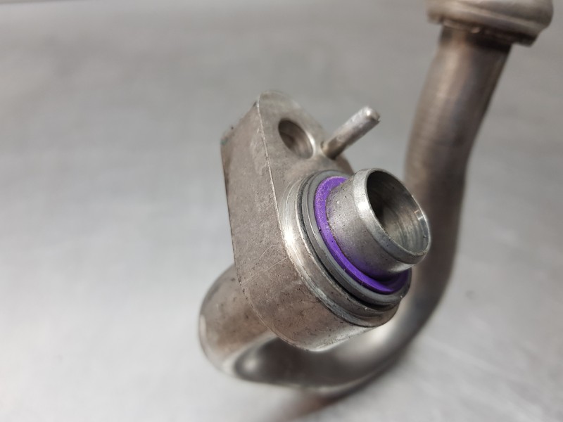 Recambio de tubos aire acondicionado para mercedes clase c (w205) lim. bluetec referencia OEM IAM A2058306501  