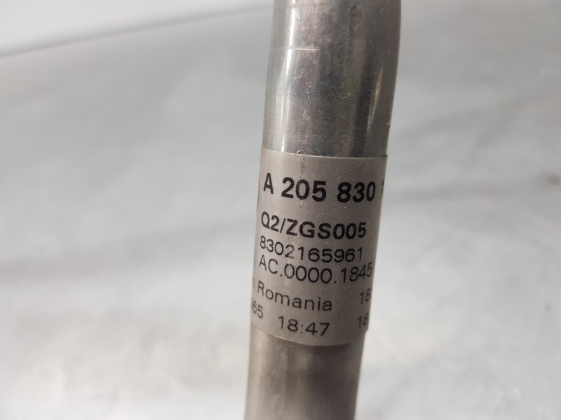 Recambio de tubos aire acondicionado para mercedes clase c (w205) lim. bluetec referencia OEM IAM A2058301600  