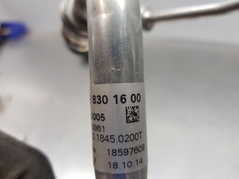 Recambio de tubos aire acondicionado para mercedes clase c (w205) lim. bluetec referencia OEM IAM A2058301600  