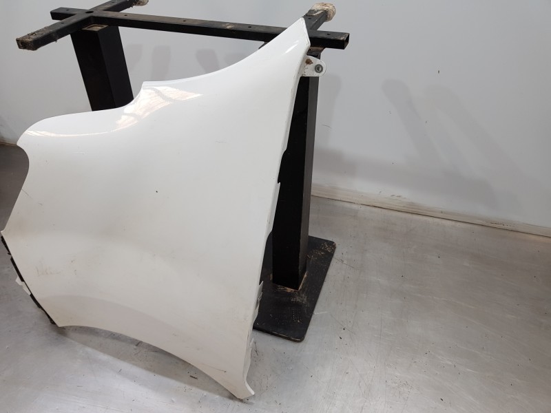 Recambio de aleta delantera izquierda para renault master iii furgón referencia OEM IAM 631013582R  