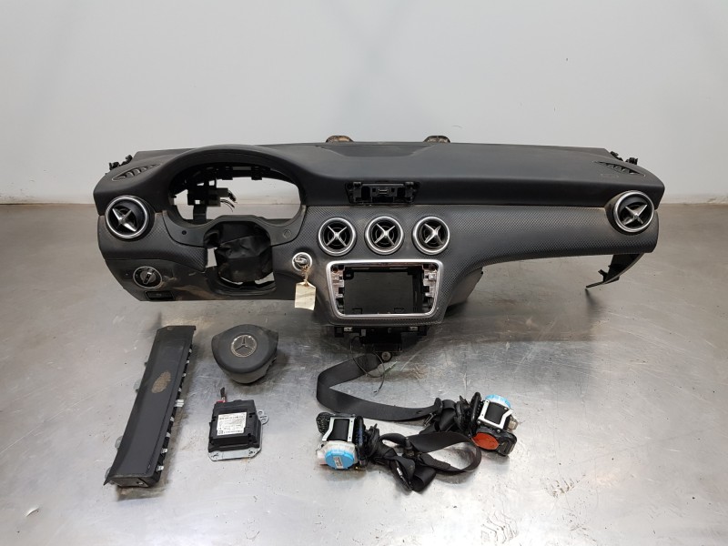 Recambio de kit airbag para mercedes clase a (w176) design referencia OEM IAM A17668013019H68 A1179001802 