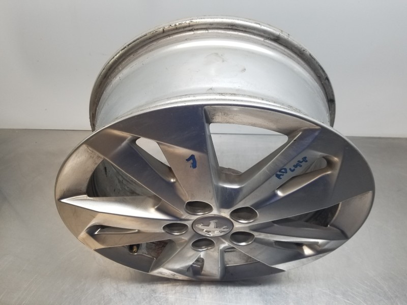 Recambio de llanta para peugeot rifter acces referencia OEM IAM 9816963177  