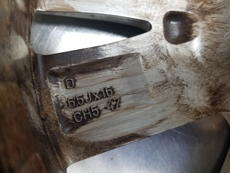 Recambio de llanta para peugeot rifter acces referencia OEM IAM 9816963177  