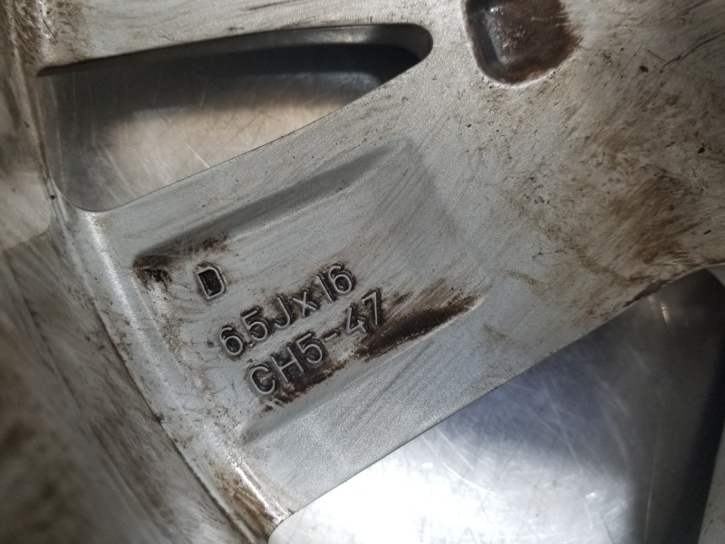 Recambio de llanta para peugeot rifter acces referencia OEM IAM 9816963177  