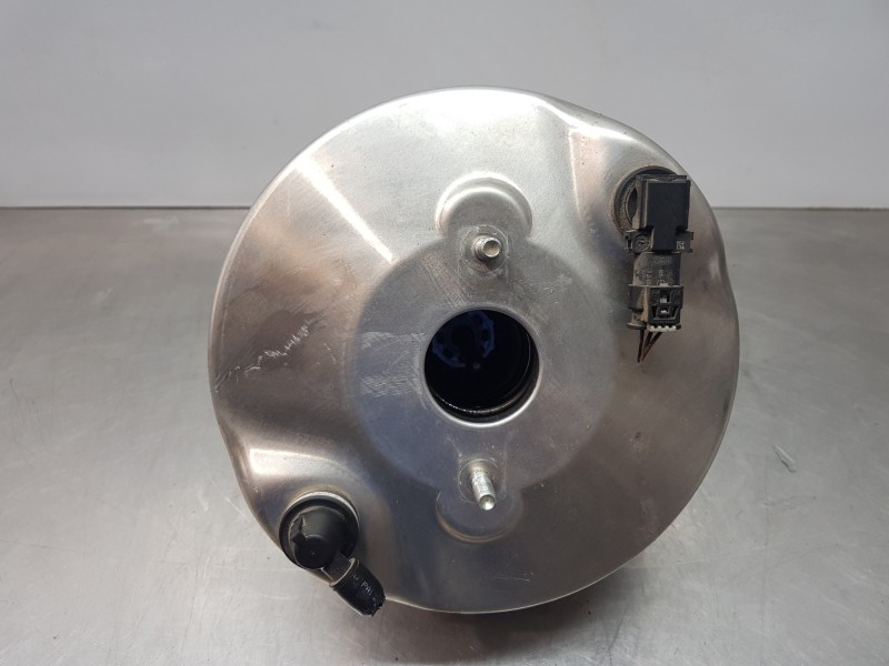 Recambio de servofreno para mercedes clase c (w205) lim. bluetec referencia OEM IAM A2054300030 03784714014 