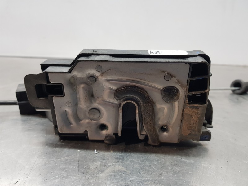 Recambio de cerradura puerta delantera izquierda para mercedes clase c (w205) lim. bluetec referencia OEM IAM A0997202300  