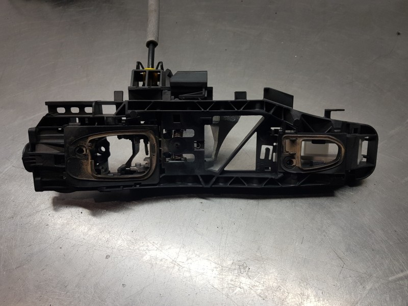 Recambio de cerradura puerta trasera izquierda para mercedes clase c (w205) lim. bluetec referencia OEM IAM A0997303700  