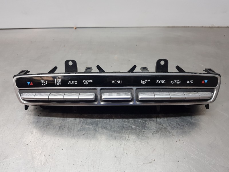 Recambio de mando climatizador para mercedes clase c (w205) lim. bluetec referencia OEM IAM A2059058105  