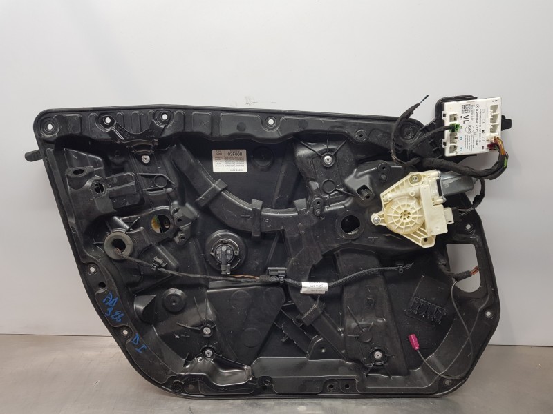 Recambio de elevalunas delantero izquierdo para mercedes clase c (w205) lim. bluetec referencia OEM IAM A2057209111  