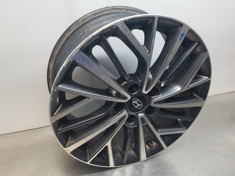 Recambio de llanta para hyundai tucson klass referencia OEM IAM 52910D7320  