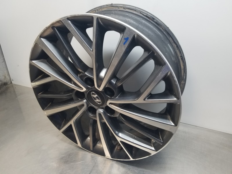 Recambio de llanta para hyundai tucson klass referencia OEM IAM 52910D7320  