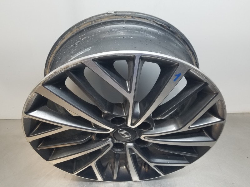 Recambio de llanta para hyundai tucson klass referencia OEM IAM 52910D7320  