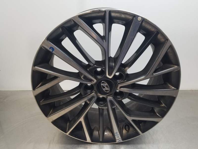 Recambio de llanta para hyundai tucson klass referencia OEM IAM 52910D7320  