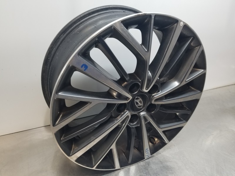 Recambio de llanta para hyundai tucson klass referencia OEM IAM 52910D7320  