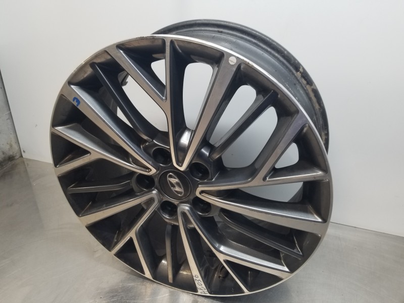 Recambio de llanta para hyundai tucson klass referencia OEM IAM 52910D7320  