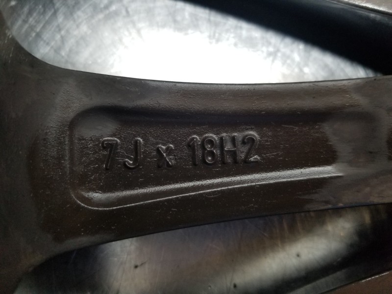 Recambio de llanta para hyundai tucson klass referencia OEM IAM 52910D7320  