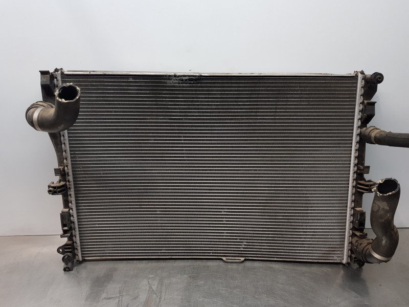 Recambio de radiador agua para mercedes clase c (w205) lim. bluetec referencia OEM IAM A0995002203  