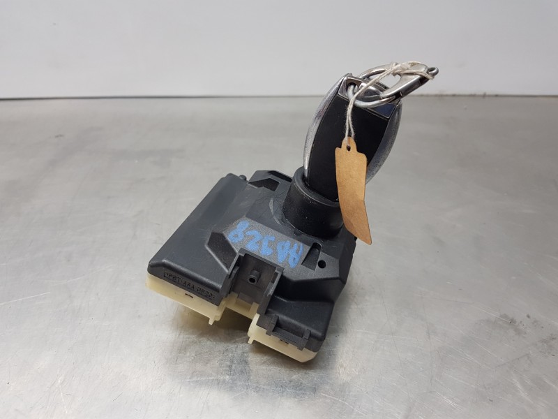 Recambio de conmutador de arranque para mercedes clase c (w205) lim. bluetec referencia OEM IAM 2059006713  