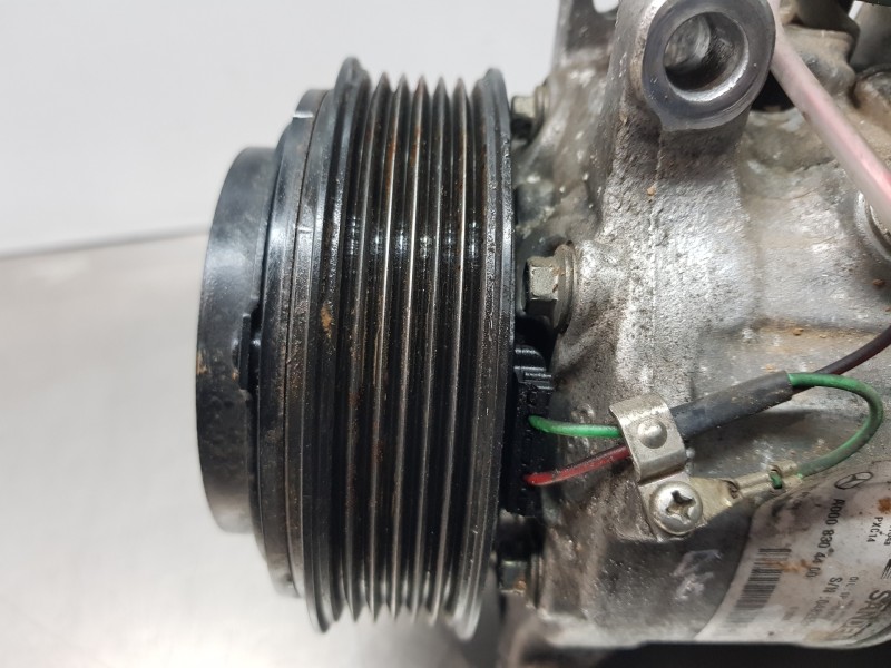 Recambio de compresor aire acondicionado para mercedes clase c (w205) lim. bluetec referencia OEM IAM A0008304400  