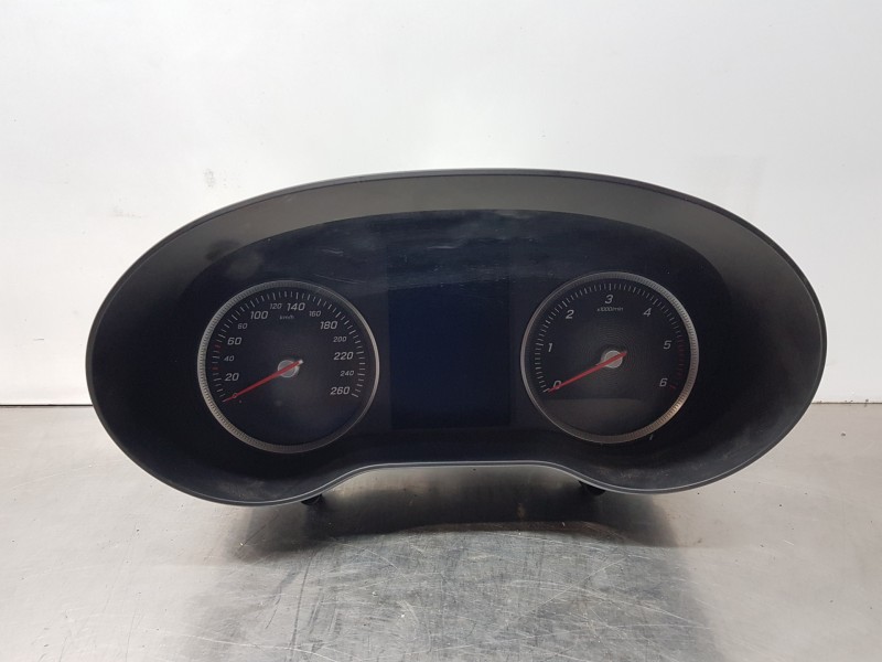 Recambio de cuadro instrumentos para mercedes clase c (w205) lim. bluetec referencia OEM IAM A2059008815  