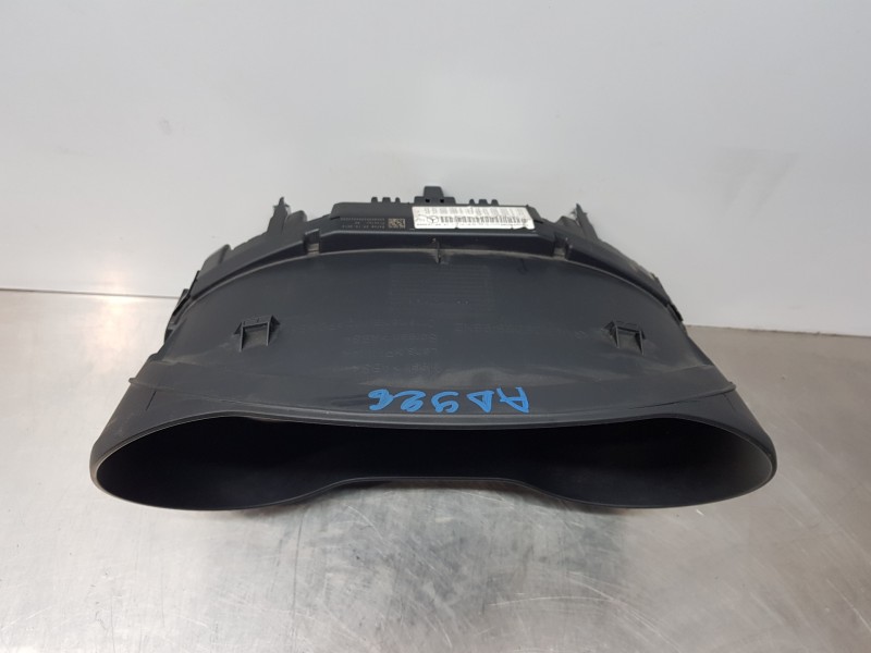Recambio de cuadro instrumentos para mercedes clase c (w205) lim. bluetec referencia OEM IAM A2059008815  