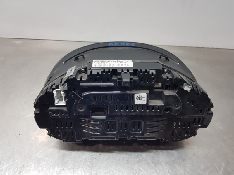 Recambio de cuadro instrumentos para mercedes clase c (w205) lim. bluetec referencia OEM IAM A2059008815  