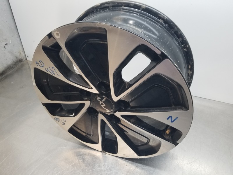 Recambio de llanta para kia ceed drive referencia OEM IAM 52910CR100  