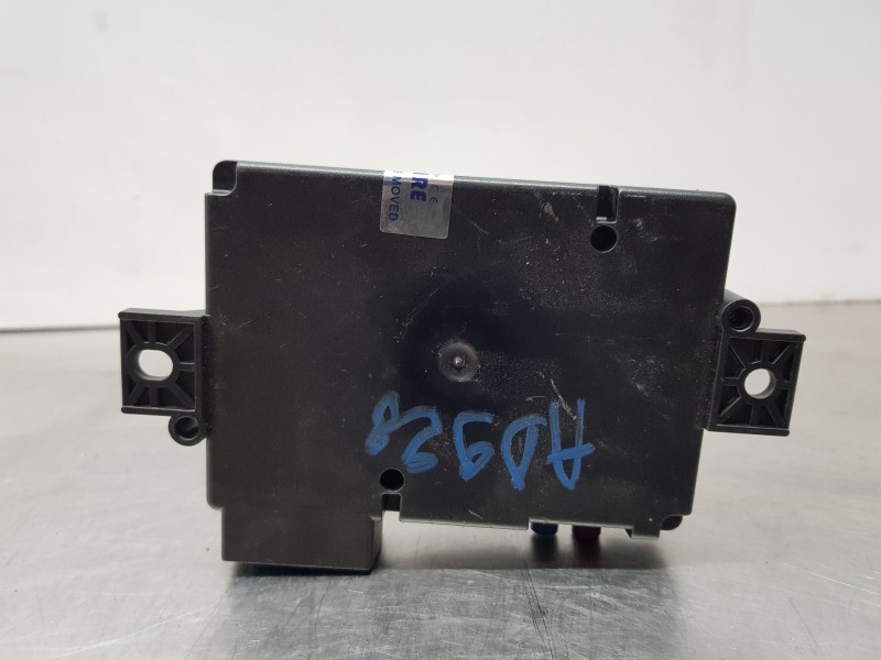 Recambio de modulo electronico para mercedes clase c (w205) lim. bluetec referencia OEM IAM A2059008118  